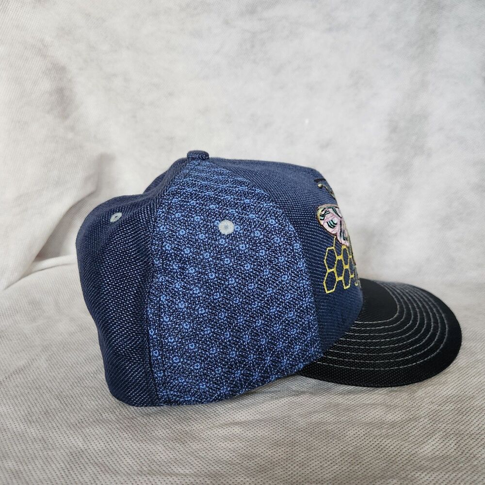 Grassroots Honey Fund Blue Knitted Hat Size 7 1/4 - Picture 2 of 9